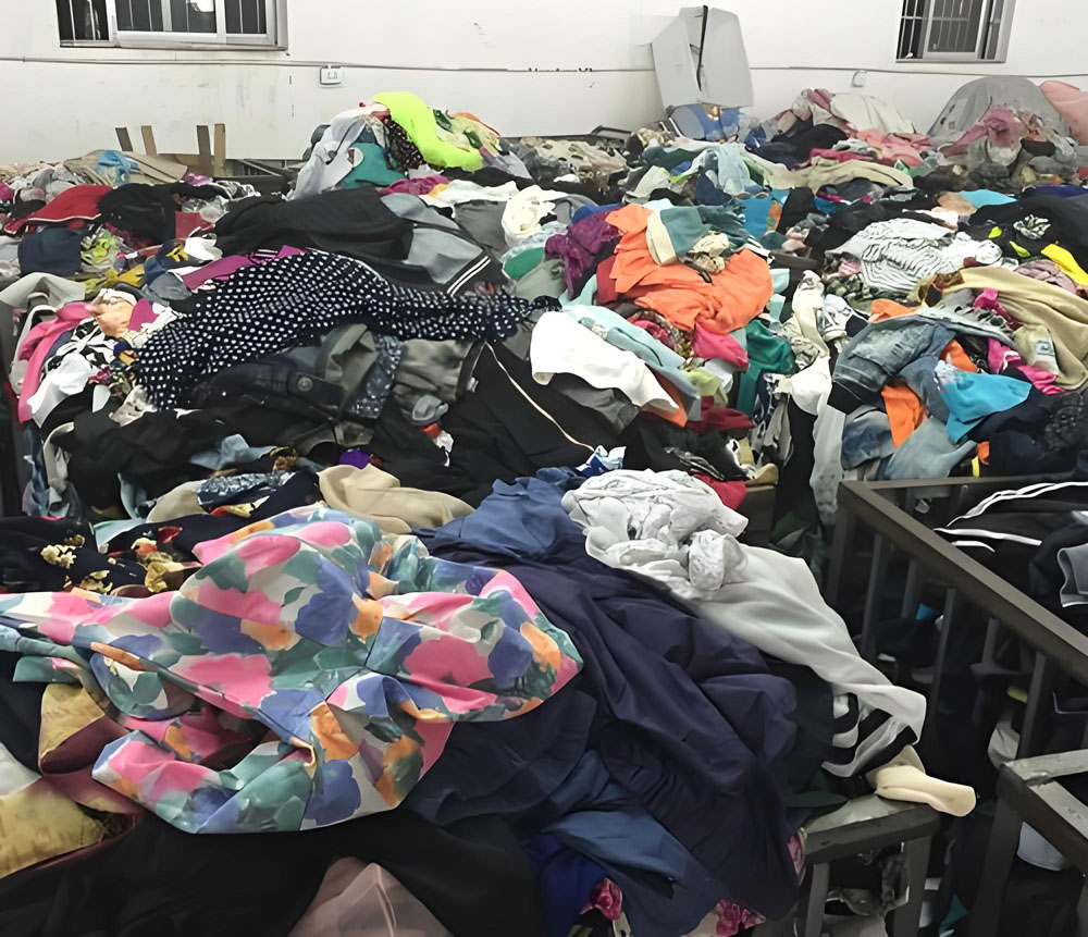Buy secondhand clothing
